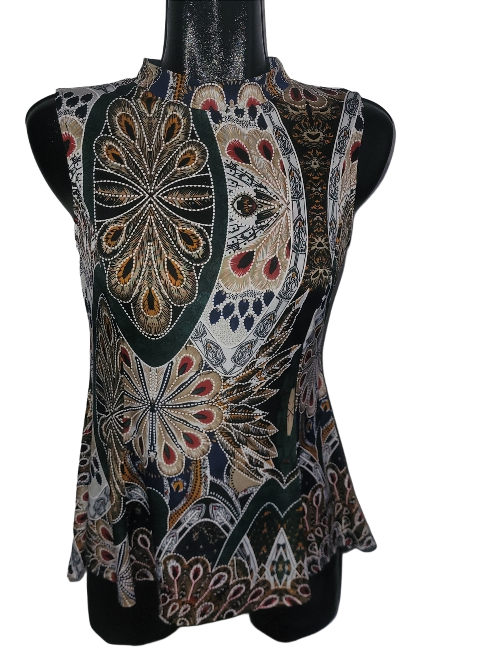 Suzy Shier Sleeveless Printed Mock-Neck Top in Multi-Color Small